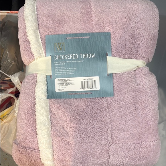 Cozy Purple and White Sherpa Blanket - Picture 2 of 2